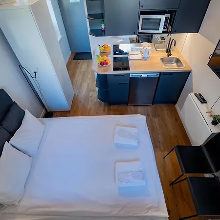 Laki 24 By Easyrentals Апартаменты *